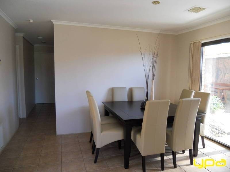 2 Rosedale Place, Wyndham Vale VIC 3024