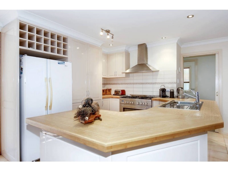 41 Golden Ash Grove, Hoppers Crossing VIC 3029