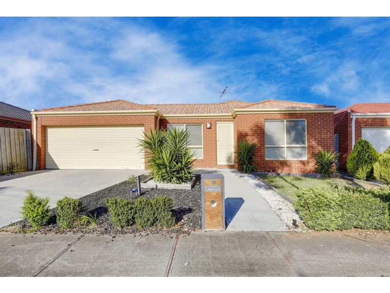 18 Falcon Street, Werribee VIC 3030