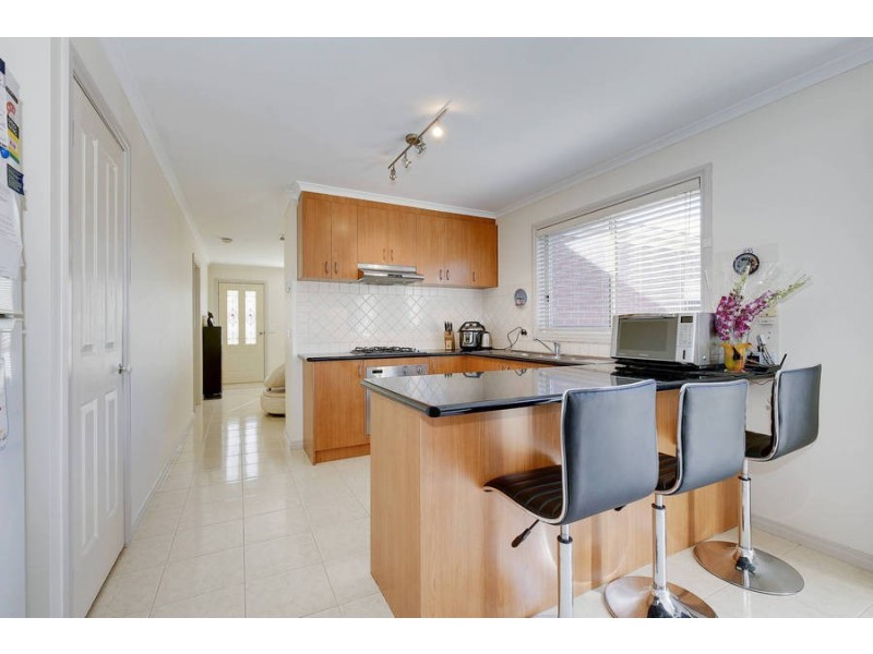 18 Falcon Street, Werribee VIC 3030