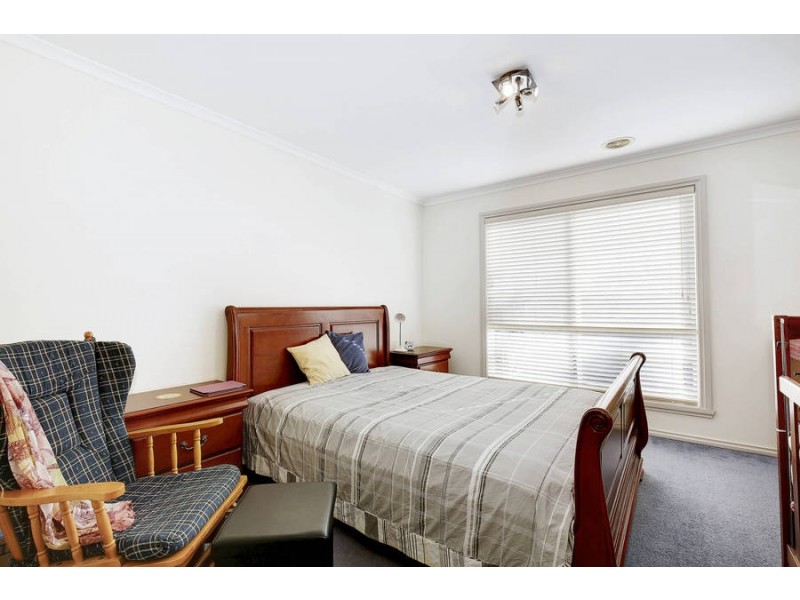 18 Falcon Street, Werribee VIC 3030