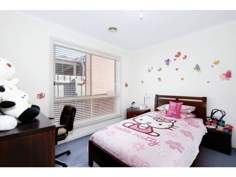 18 Falcon Street, Werribee VIC 3030