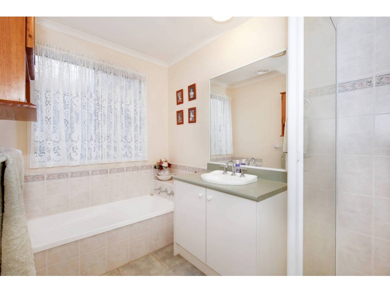 2 Quinlan Court, Werribee VIC 3030