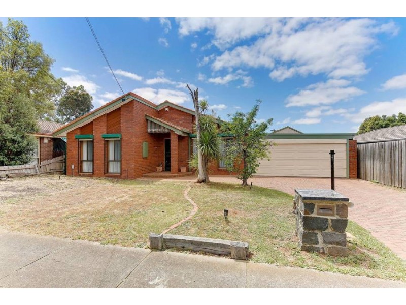 14 Dennison Avenue, Hoppers Crossing VIC 3029