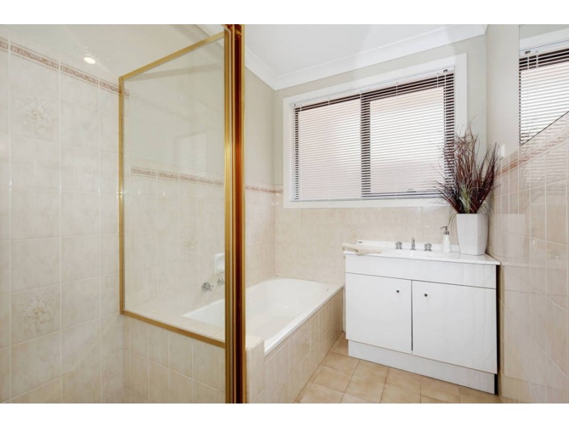 1/122 Tower Road, Werribee VIC 3030