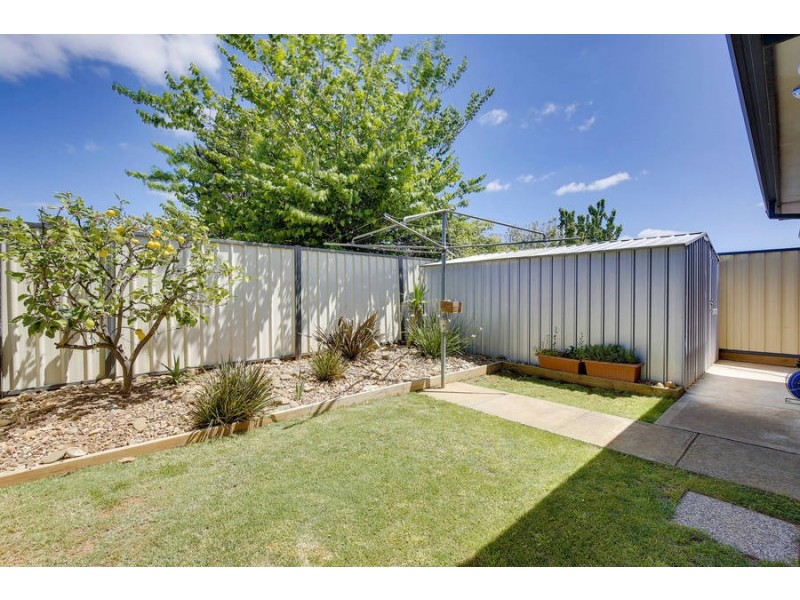 1/122 Tower Road, Werribee VIC 3030