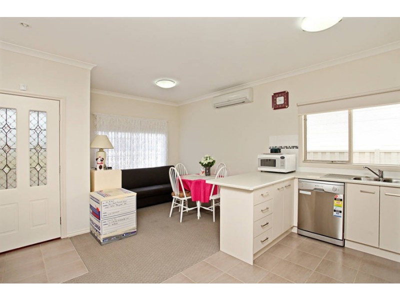 7A/150 Bulban Road, Werribee VIC 3030