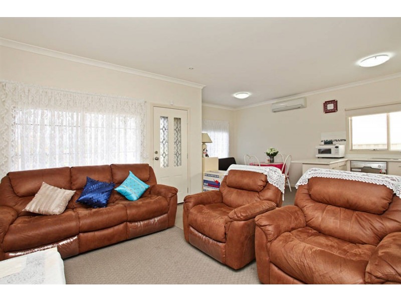 7A/150 Bulban Road, Werribee VIC 3030