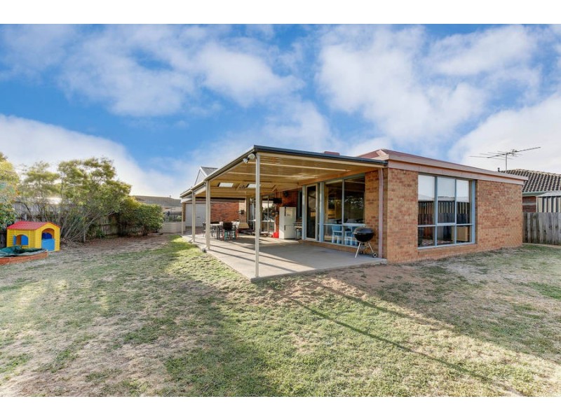 14 Beckford Close, Hoppers Crossing VIC 3029
