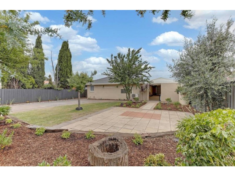 18 Valewood Drive, Wyndham Vale VIC 3024