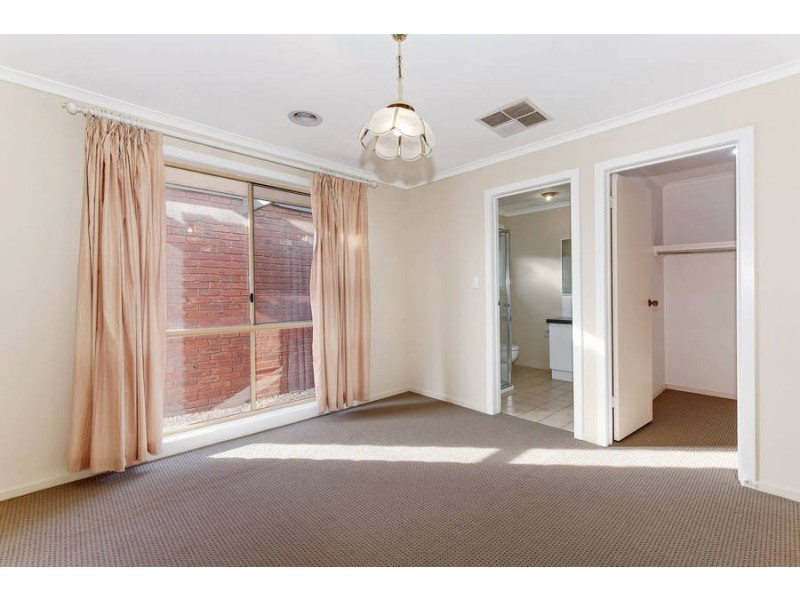 9 Squatter Court, Werribee VIC 3030