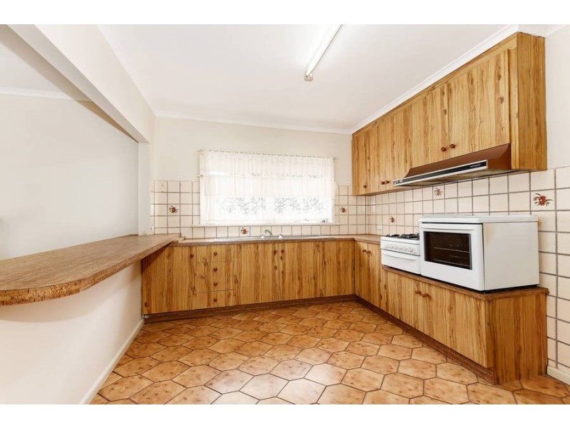 32 Ballan Road, Werribee VIC 3030