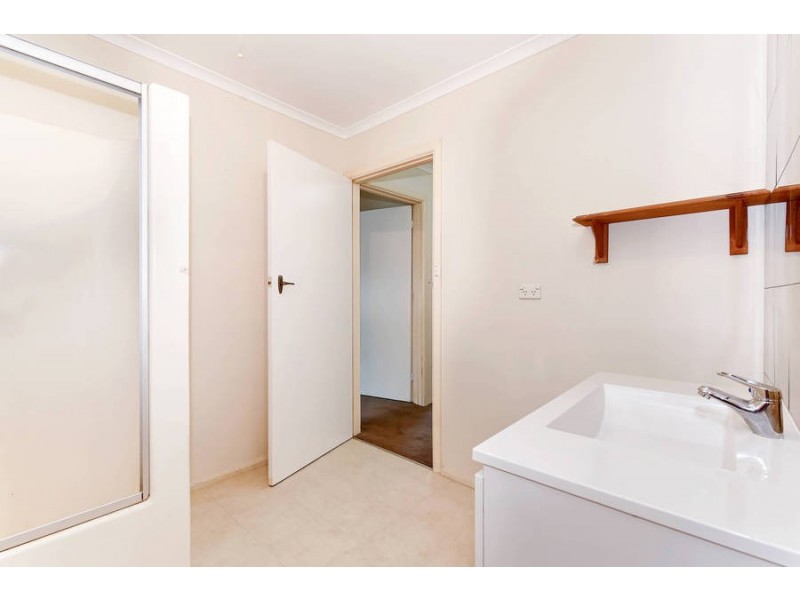 32 Ballan Road, Werribee VIC 3030