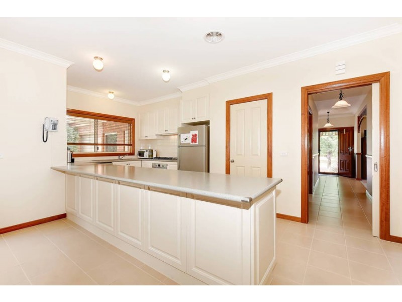 7 Waratah Road, Werribee VIC 3030