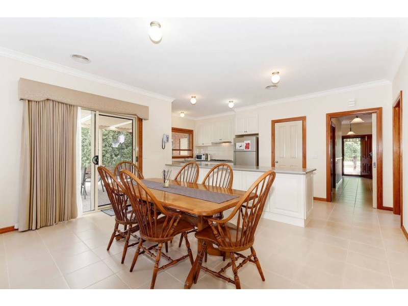 7 Waratah Road, Werribee VIC 3030