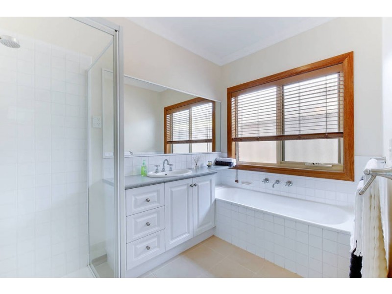 7 Waratah Road, Werribee VIC 3030