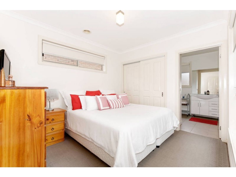 1/3 Yale Court, Truganina VIC 3029