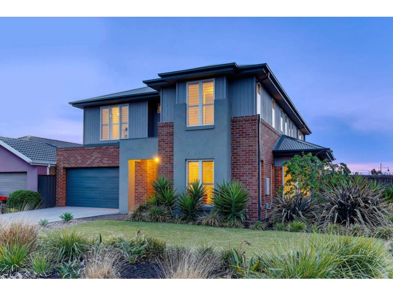 7 Sumac Close, Point Cook VIC 3030