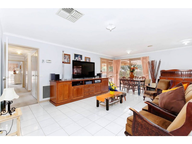 41 Golden Square Crescent, Hoppers Crossing VIC 3029