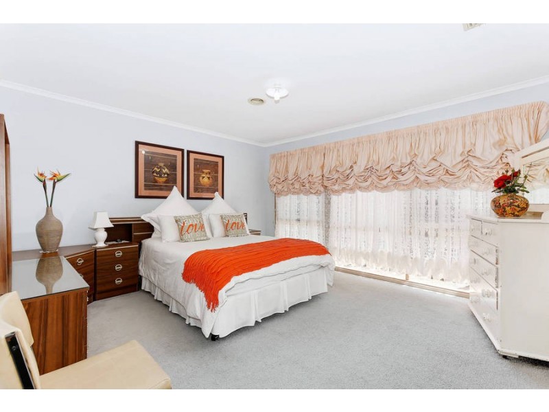 41 Golden Square Crescent, Hoppers Crossing VIC 3029