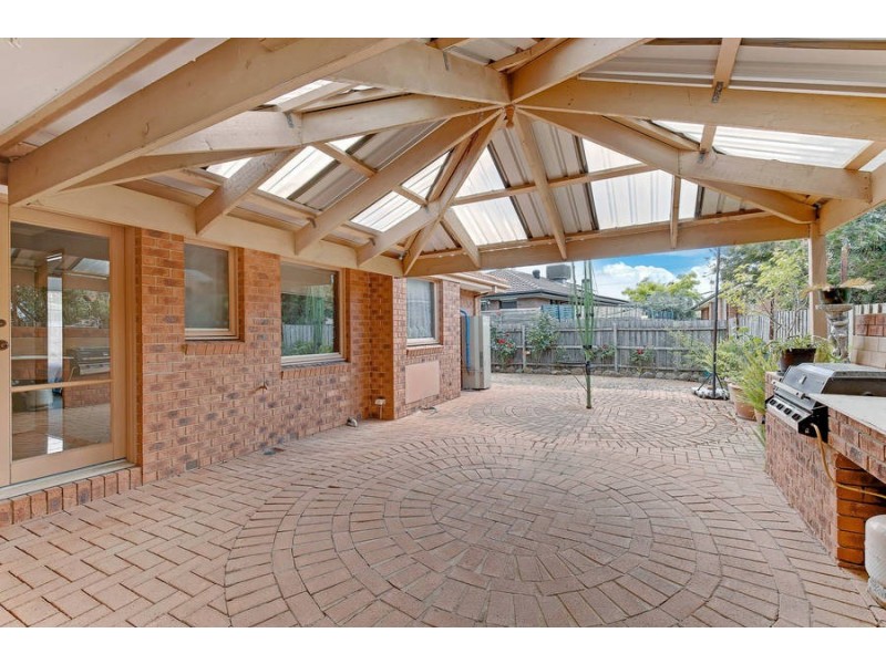 41 Golden Square Crescent, Hoppers Crossing VIC 3029