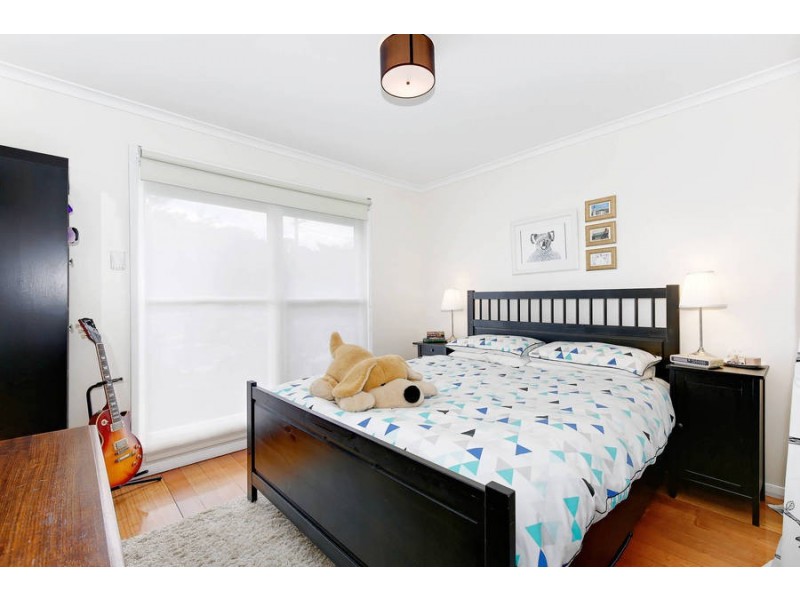 3/2 Railway Avenue, Werribee VIC 3030