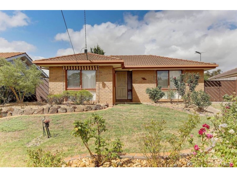 11 Queensbury Way, Werribee VIC 3030