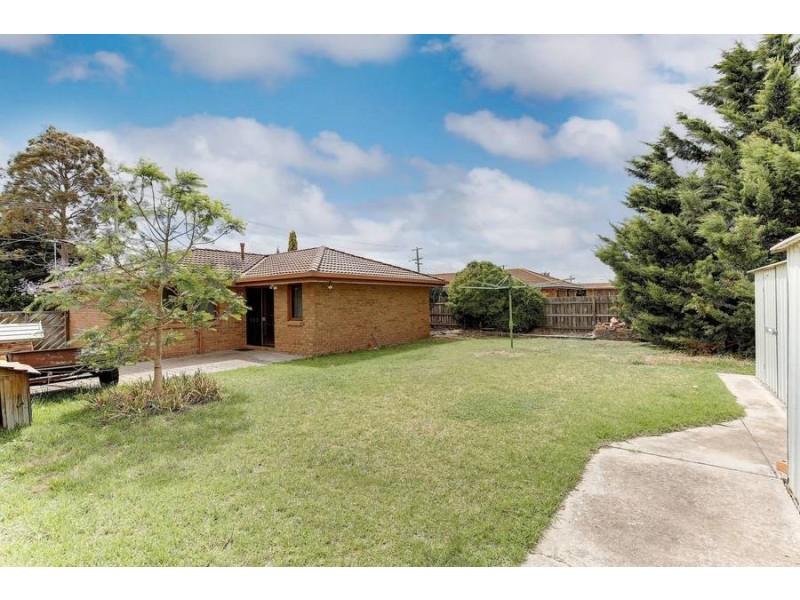 11 Queensbury Way, Werribee VIC 3030