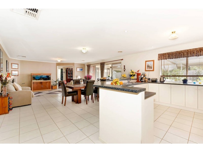 3 Davern Court, Werribee VIC 3030