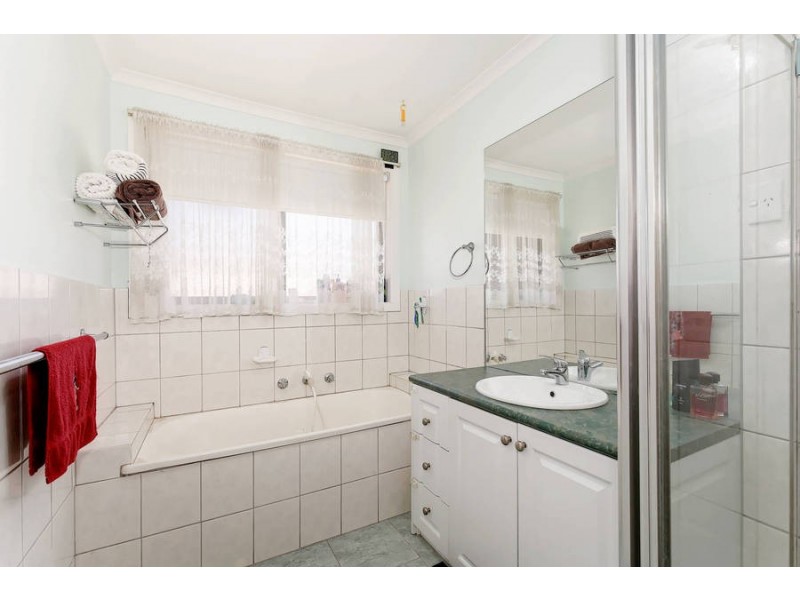 21 Strickland Avenue, Hoppers Crossing VIC 3029