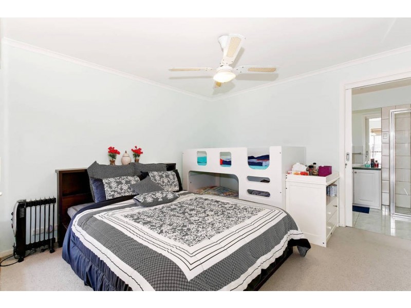 21 Strickland Avenue, Hoppers Crossing VIC 3029