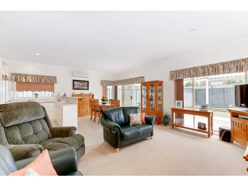 6 Chisholm Place, Wyndham Vale VIC 3024