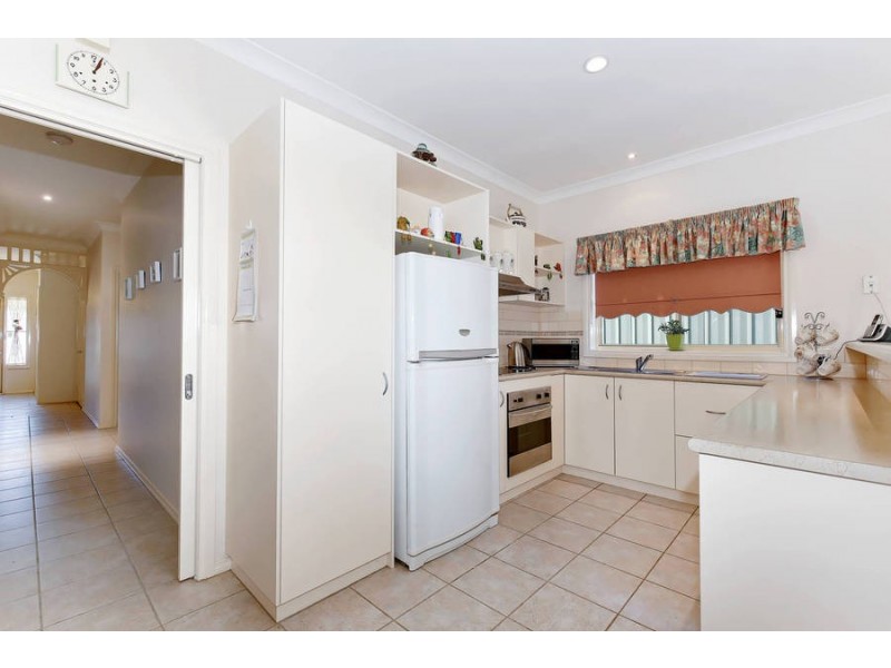 6 Chisholm Place, Wyndham Vale VIC 3024