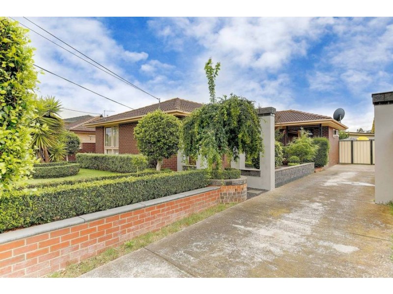 6 Quartok Avenue, Werribee VIC 3030