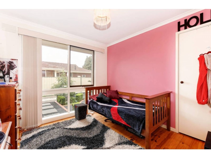 6 Quartok Avenue, Werribee VIC 3030