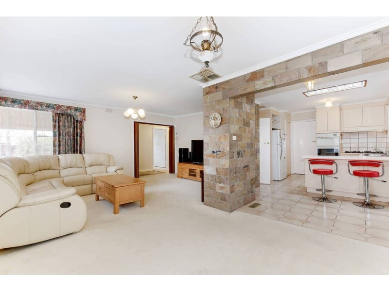 64 Powell Drive, Hoppers Crossing VIC 3029