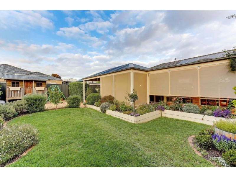 5 Glenmaggie Place, Wyndham Vale VIC 3024