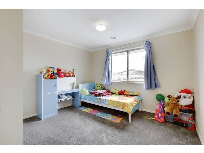 2 Corymbia Court, Truganina VIC 3029