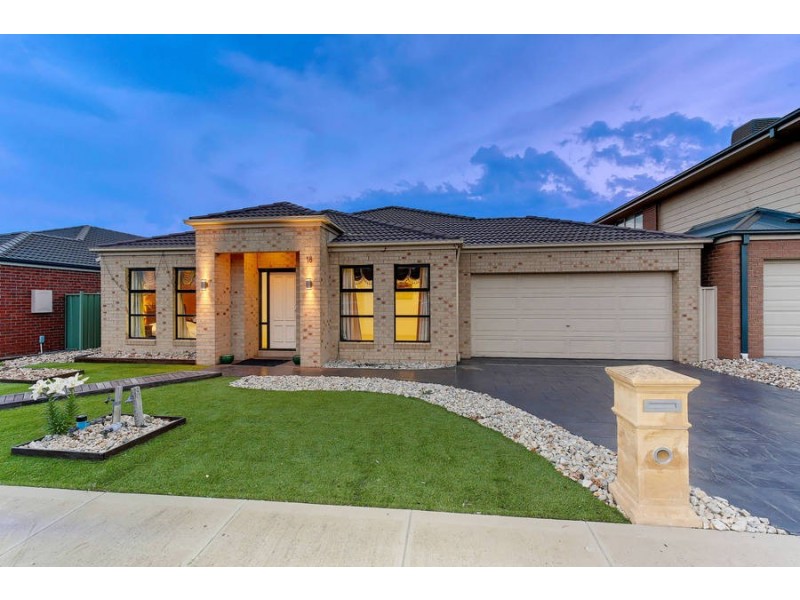 16 Gosford Road, Wyndham Vale VIC 3024