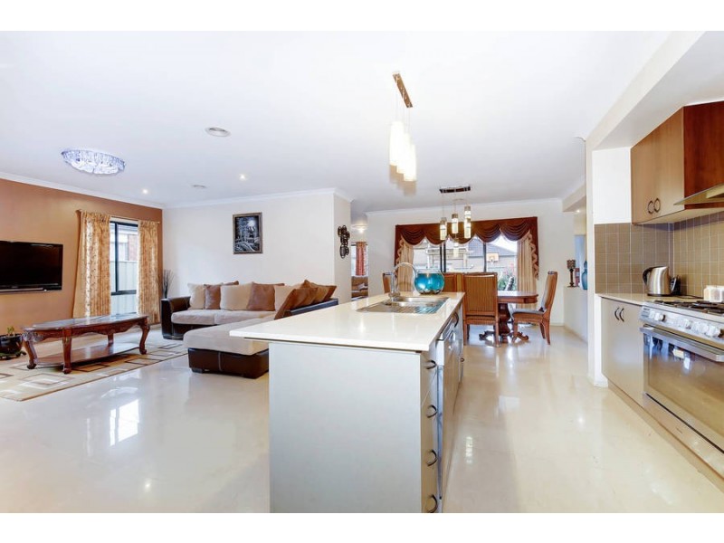 16 Gosford Road, Wyndham Vale VIC 3024