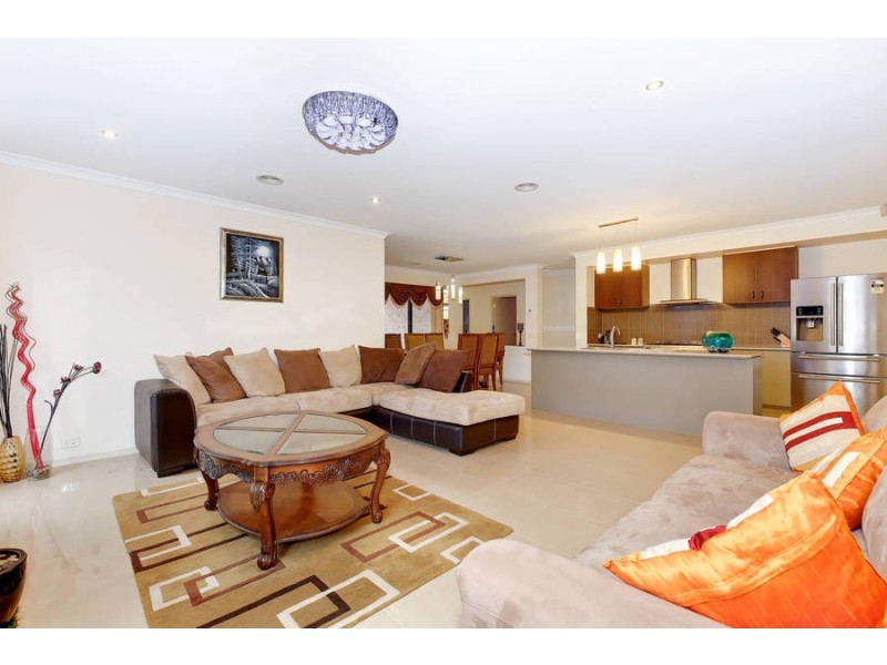 16 Gosford Road, Wyndham Vale VIC 3024