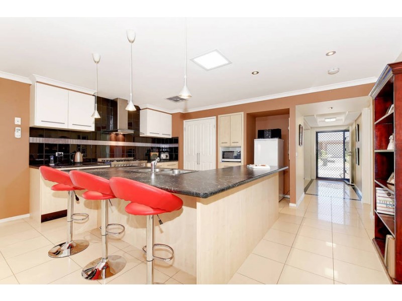 16 Yarra Gum Road, Wyndham Vale VIC 3024