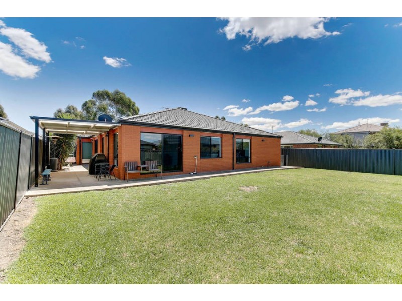 16 Yarra Gum Road, Wyndham Vale VIC 3024