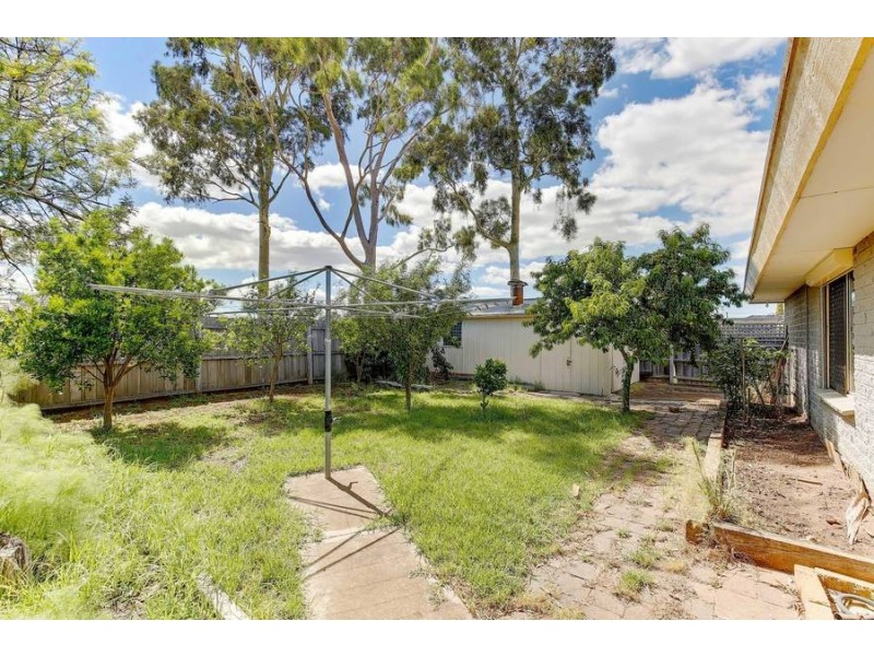 3 Raven Grove, Werribee VIC 3030
