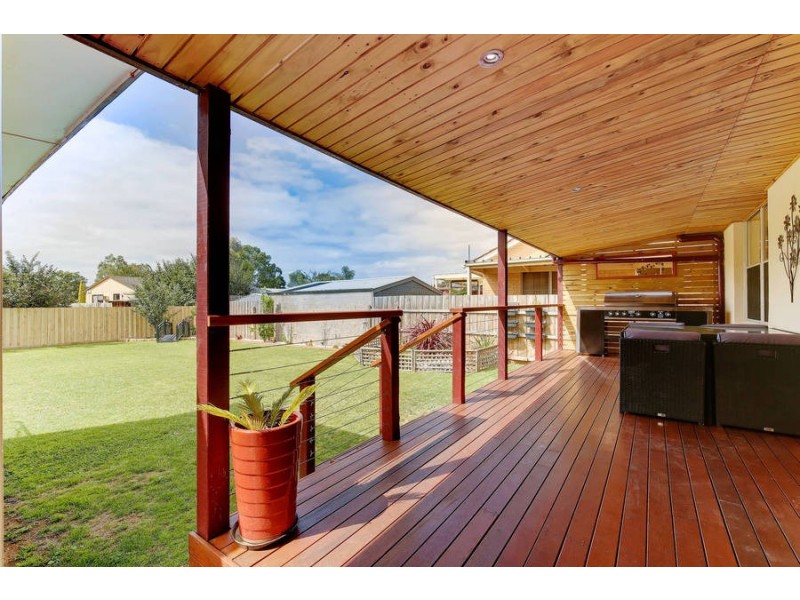 21 Willow Street, Werribee VIC 3030