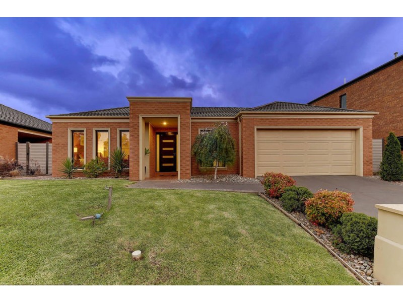 22 St Lukes Road, Tarneit VIC 3029