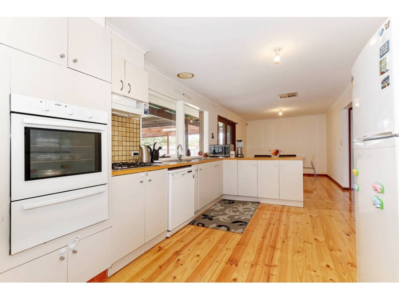 5 Wimmera Court, Werribee VIC 3030