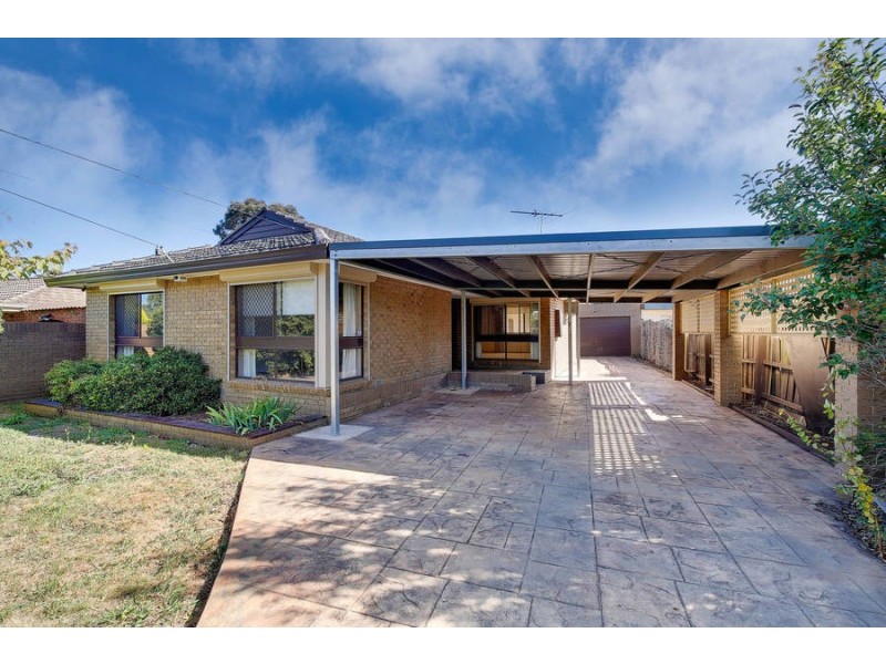 33 Claremont Crescent, Hoppers Crossing VIC 3029
