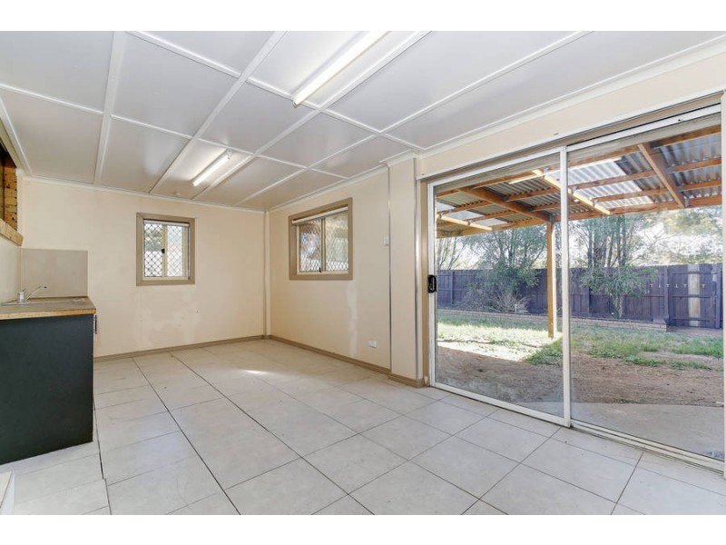 33 Claremont Crescent, Hoppers Crossing VIC 3029