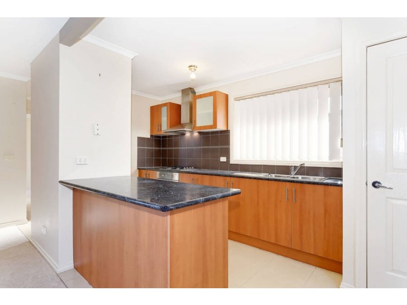 2/6 Montana Drive, Werribee VIC 3030